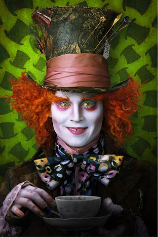 Illustration for article titled Images from Tim Burton's Alice In Wonderland revealed